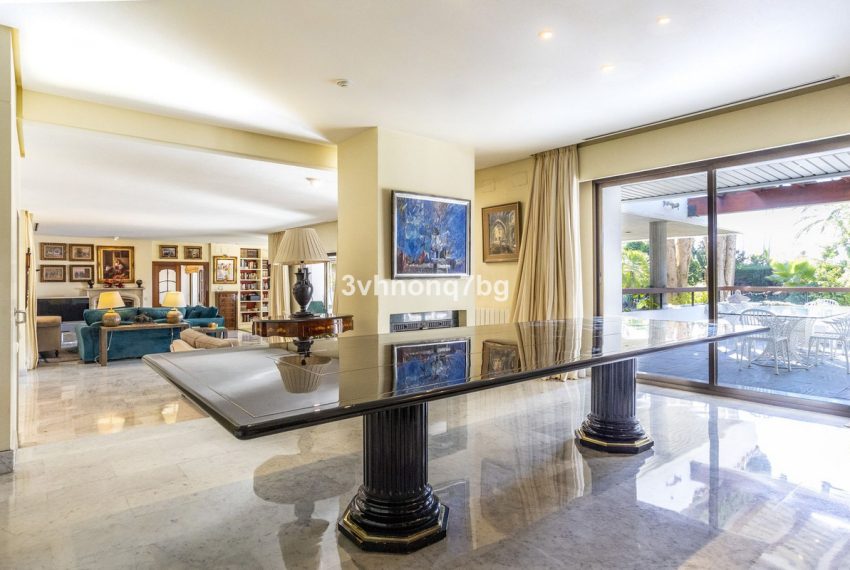R4631692-Villa-For-Sale-Guadalmina-Baja-Detached-11-Beds-1454-Built-7