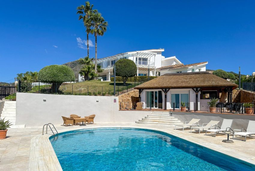 R4645822-Villa-For-Sale-Mijas-Detached-7-Beds-461-Built