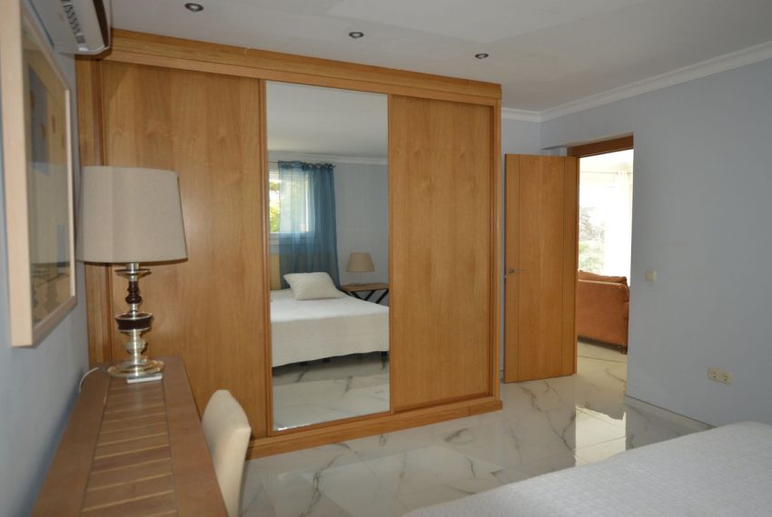 R4653064-Villa-For-Sale-El-Rosario-Detached-4-Beds-194-Built-11