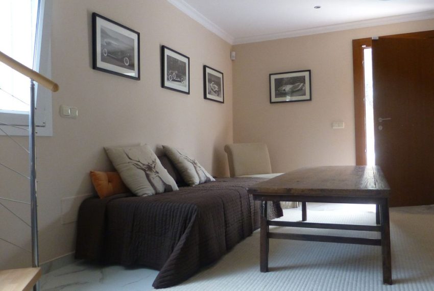 R4653064-Villa-For-Sale-El-Rosario-Detached-4-Beds-194-Built-13