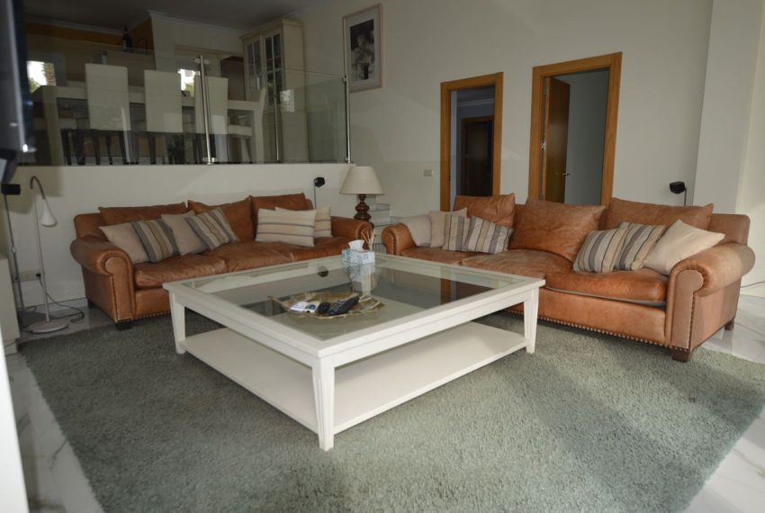 R4653064-Villa-For-Sale-El-Rosario-Detached-4-Beds-194-Built-6