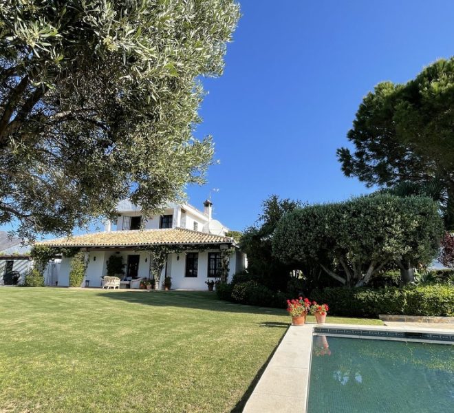 R4655803-Image 1-Detached - 4 Beds - 385 Built