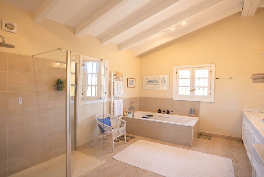 R4655803-Villa-For-Sale-La-Cala-de-Mijas-Detached-4-Beds-385-Built-8