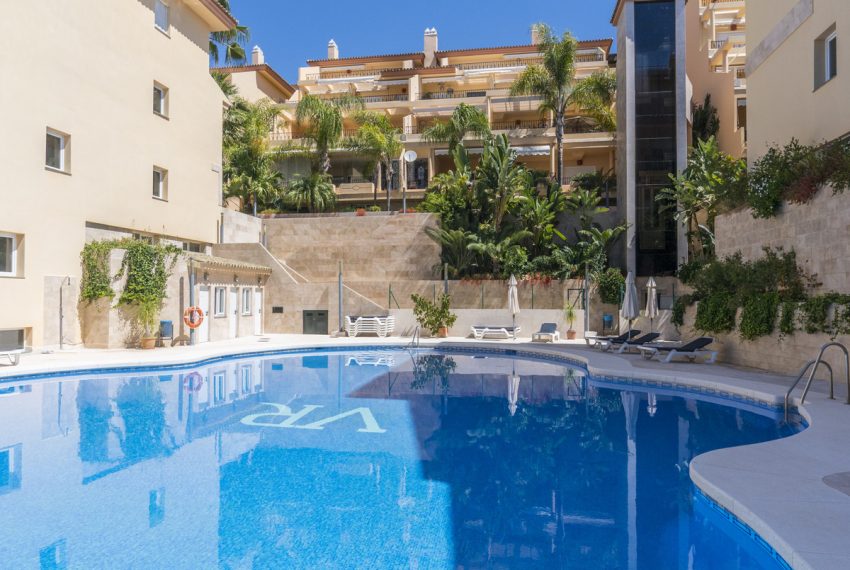 R4673671-Apartment-For-Sale-Nueva-Andalucia-Ground-Floor-1-Beds-90-Built-3