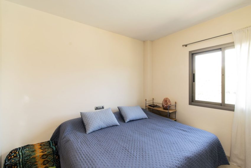 R4674475-Apartment-For-Sale-New-Golden-Mile-Penthouse-3-Beds-132-Built-13