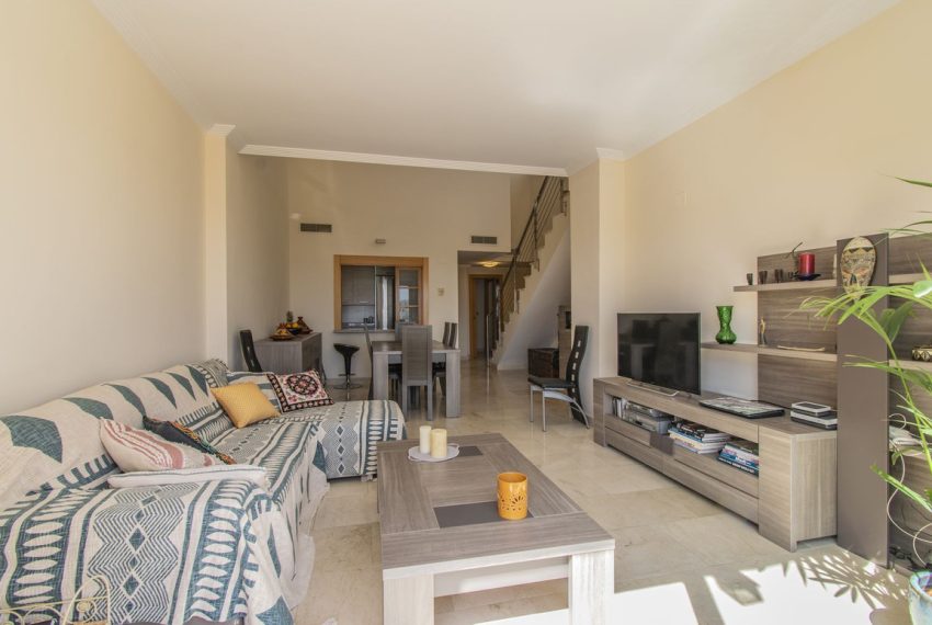 R4674475-Apartment-For-Sale-New-Golden-Mile-Penthouse-3-Beds-132-Built-5