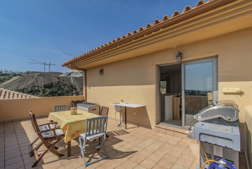 R4674475-Apartment-For-Sale-New-Golden-Mile-Penthouse-3-Beds-132-Built-6