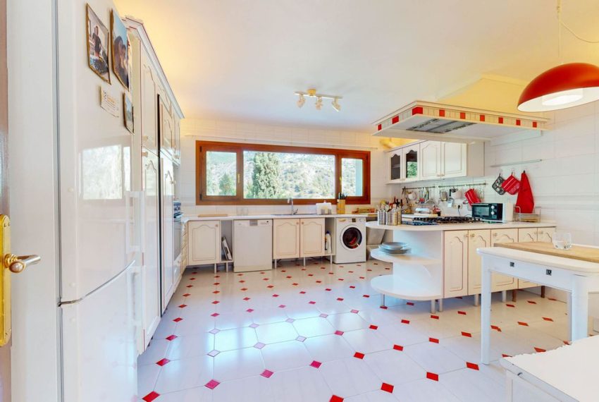 R4677004-Villa-For-Sale-Mijas-Detached-5-Beds-274-Built-13