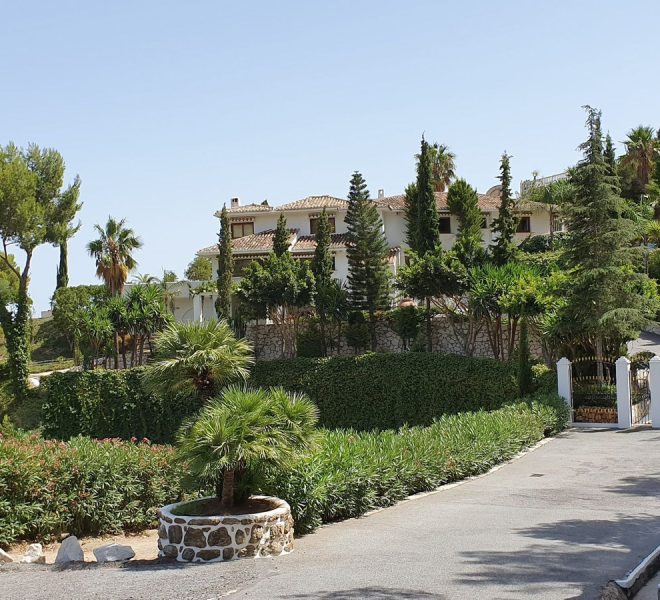 R4677004-Image 1-Detached - 5 Beds - 274 Built