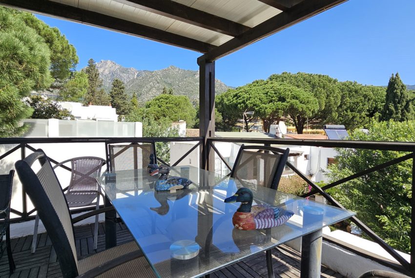 R4690084-Villa-For-Sale-Sierra-Blanca-Detached-3-Beds-166-Built-6