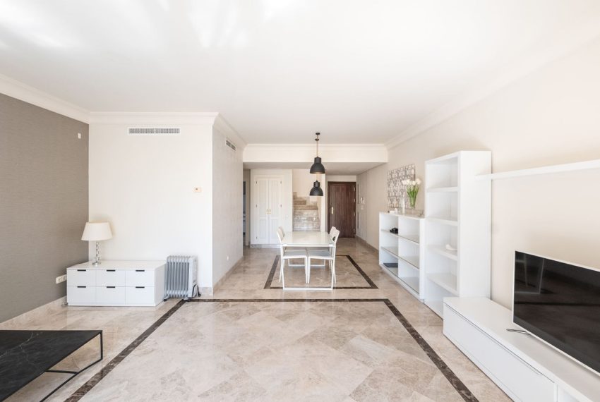 R4690954-Apartment-For-Sale-Nueva-Andalucia-Penthouse-Duplex-2-Beds-165-Built-1