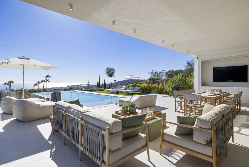 R4692358-Villa-For-Sale-Benahavis-Detached-6-Beds-472-Built-4