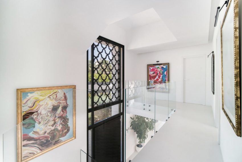 R4704397-Villa-For-Sale-Nueva-Andalucia-Detached-5-Beds-500-Built-16