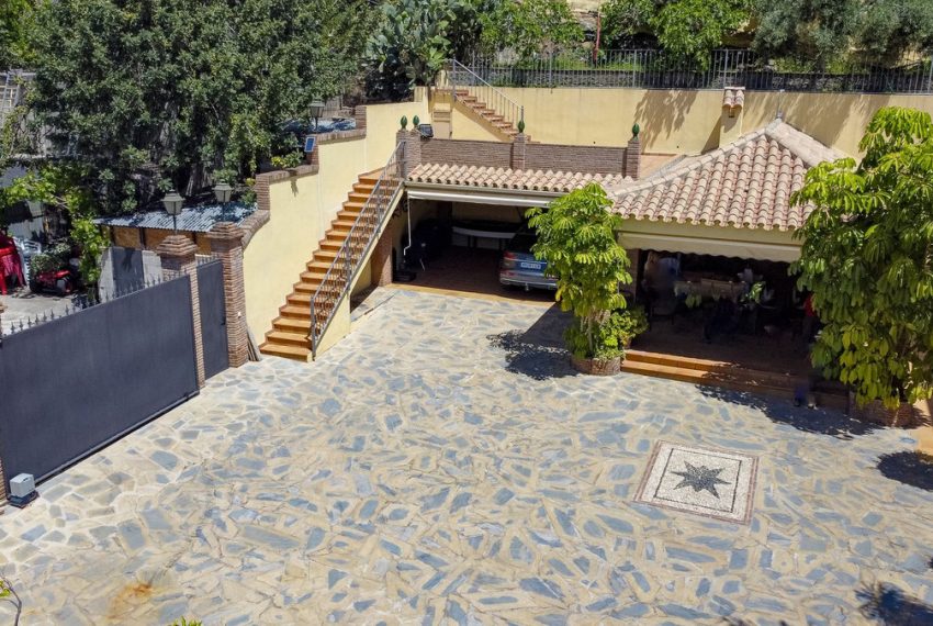 R4721041-Villa-For-Sale-Benahavis-Detached-10-Beds-1044-Built-15