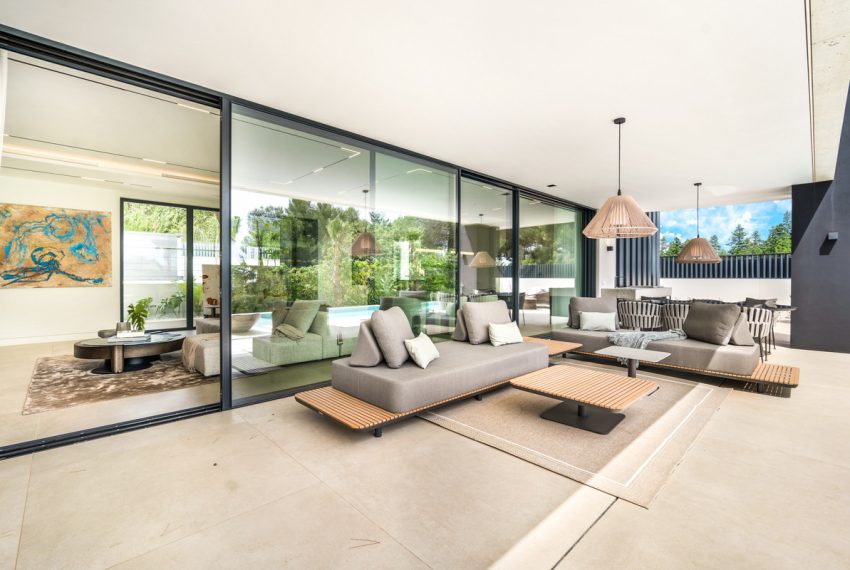 R4733845-Villa-For-Sale-The-Golden-Mile-Detached-5-Beds-813-Built-16