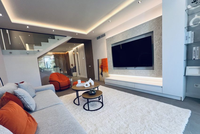 R4744153-Townhouse-For-Sale-Nueva-Andalucia-Terraced-2-Beds-175-Built-6