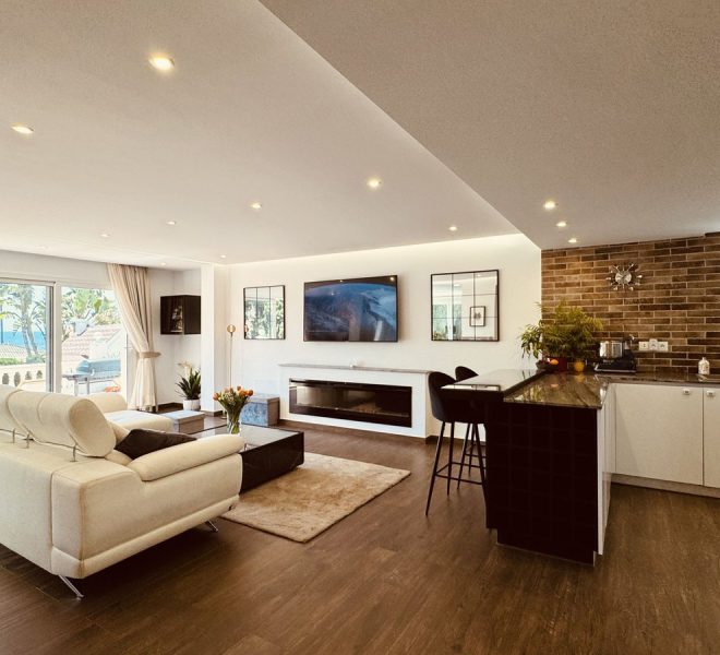 R4744987-Image 1-Detached - 2 Beds - 116 Built