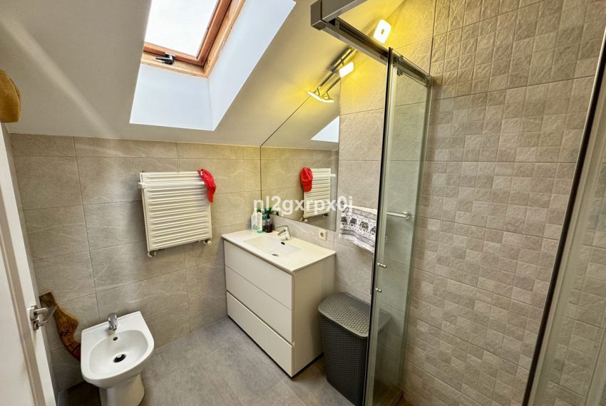R4746682-Townhouse-For-Sale-The-Golden-Mile-Terraced-5-Beds-305-Built-19