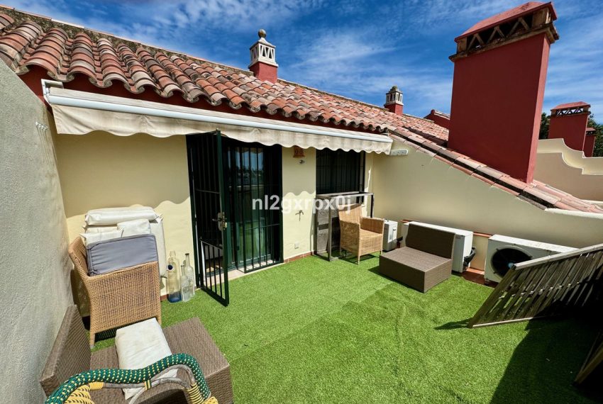 R4746682-Townhouse-For-Sale-The-Golden-Mile-Terraced-5-Beds-305-Built-4