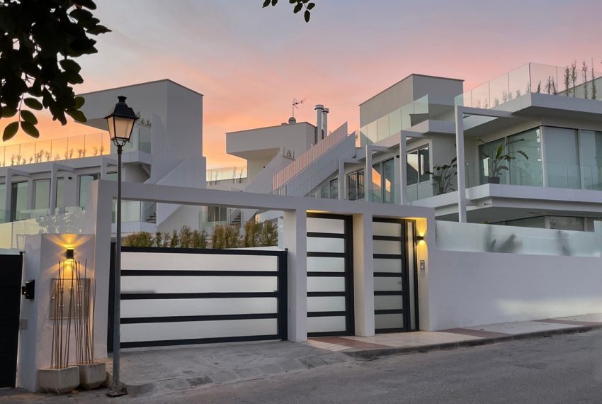 R4748425-Villa-For-Sale-Marbella-Detached-3-Beds-456-Built-4