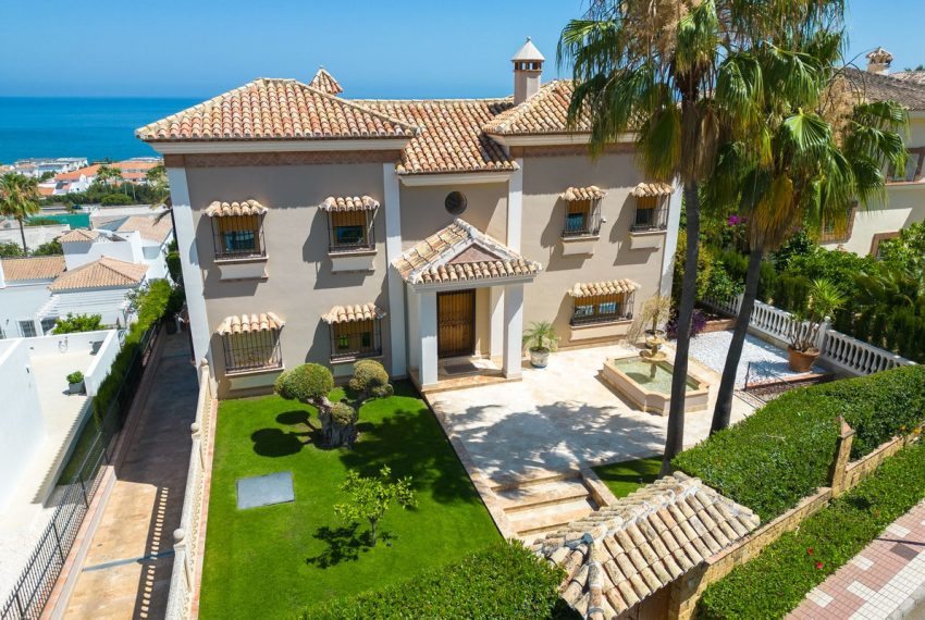 R4751965-Villa-For-Sale-La-Cala-de-Mijas-Detached-5-Beds-910-Built-2