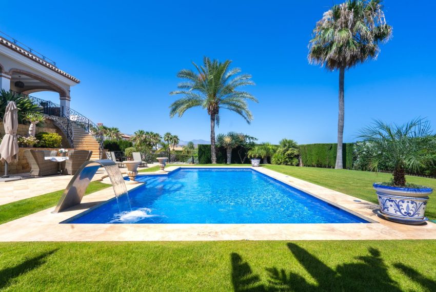 R4751965-Villa-For-Sale-La-Cala-de-Mijas-Detached-5-Beds-910-Built-3