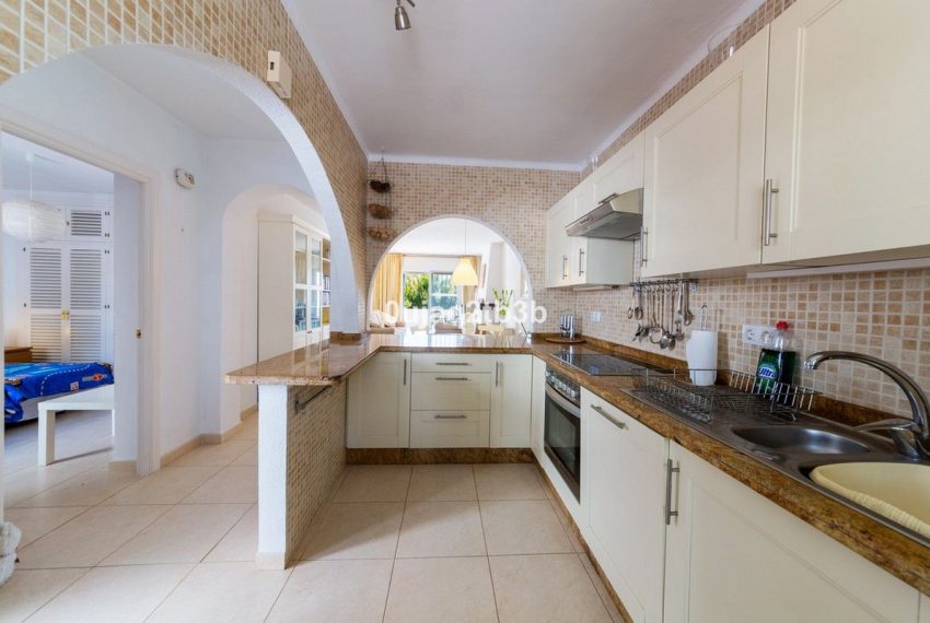 R4765873-Apartment-For-Sale-Nueva-Andalucia-Penthouse-2-Beds-119-Built-3