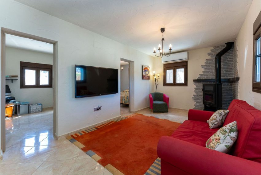 R4775524-Villa-For-Sale-Coin-Detached-3-Beds-119-Built-5