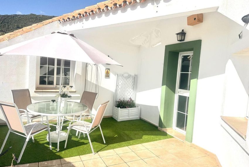 R4791595-Villa-For-Sale-Ojen-Detached-4-Beds-340-Built-2