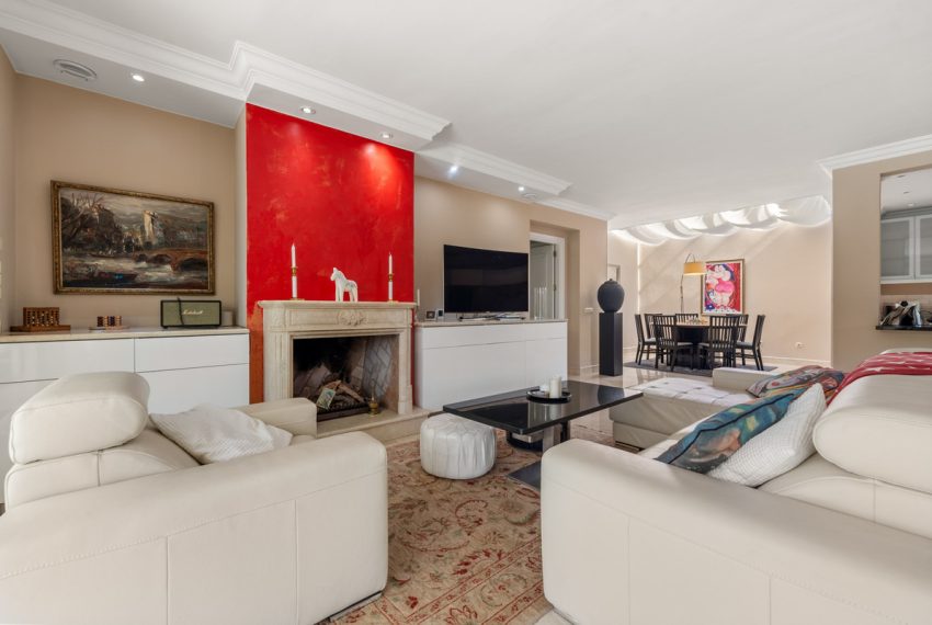 R4791718-Villa-For-Sale-The-Golden-Mile-Detached-5-Beds-458-Built-2