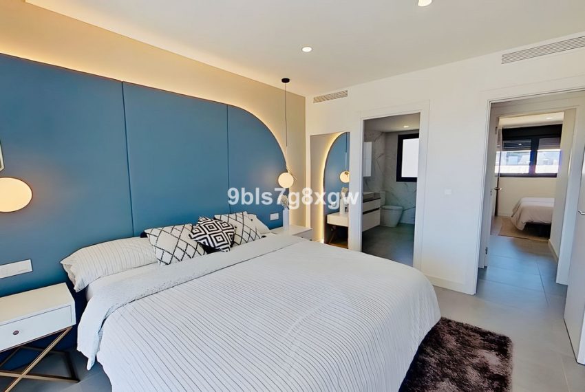R4797583-Apartment-For-Sale-New-Golden-Mile-Penthouse-Duplex-3-Beds-125-Built-17