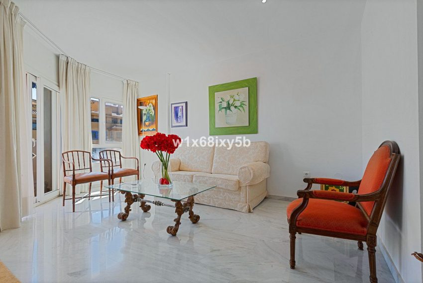 R4801726-Apartment-For-Sale-San-Pedro-de-Alcantara-Penthouse-Duplex-3-Beds-227-Built-3