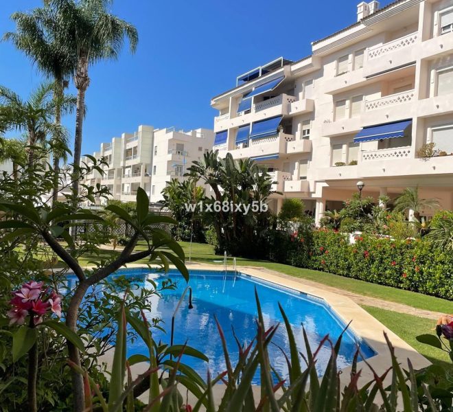 R4801726-Image 1-Penthouse Duplex - 3 Beds - 227 Built