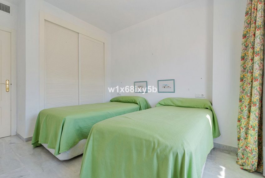 R4801726-Apartment-For-Sale-San-Pedro-de-Alcantara-Penthouse-Duplex-3-Beds-227-Built-8