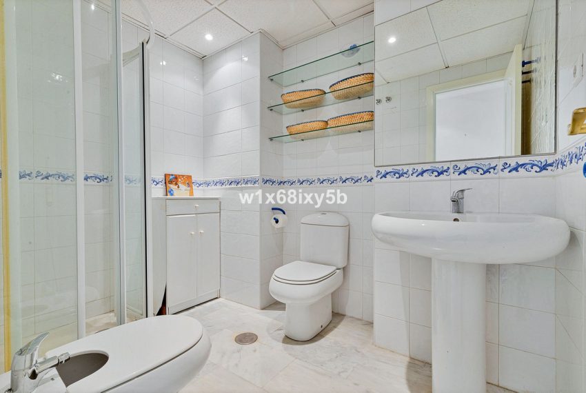 R4801726-Apartment-For-Sale-San-Pedro-de-Alcantara-Penthouse-Duplex-3-Beds-227-Built-9