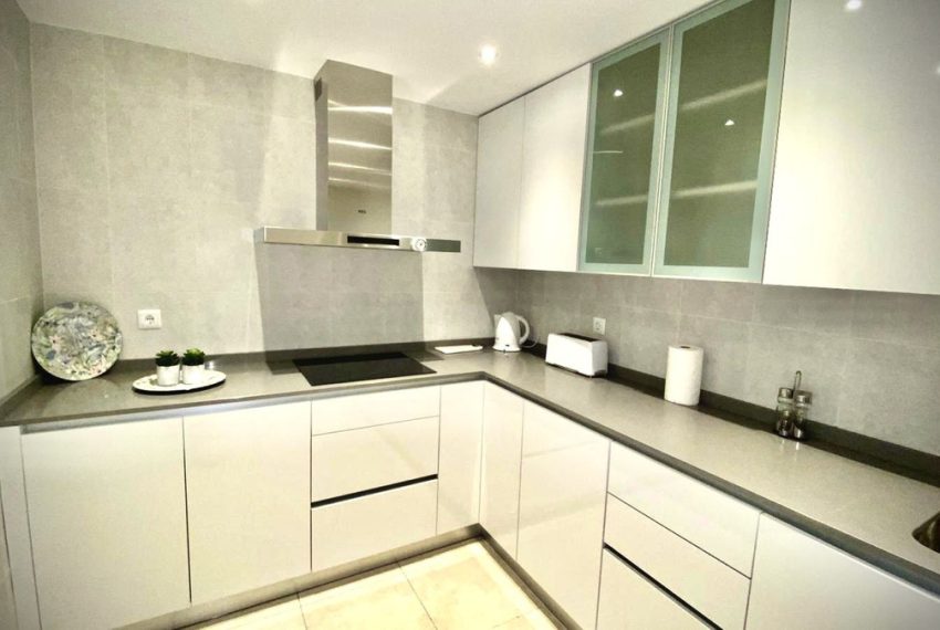 R4803898-Apartment-For-Sale-Puerto-Banus-Middle-Floor-2-Beds-120-Built
