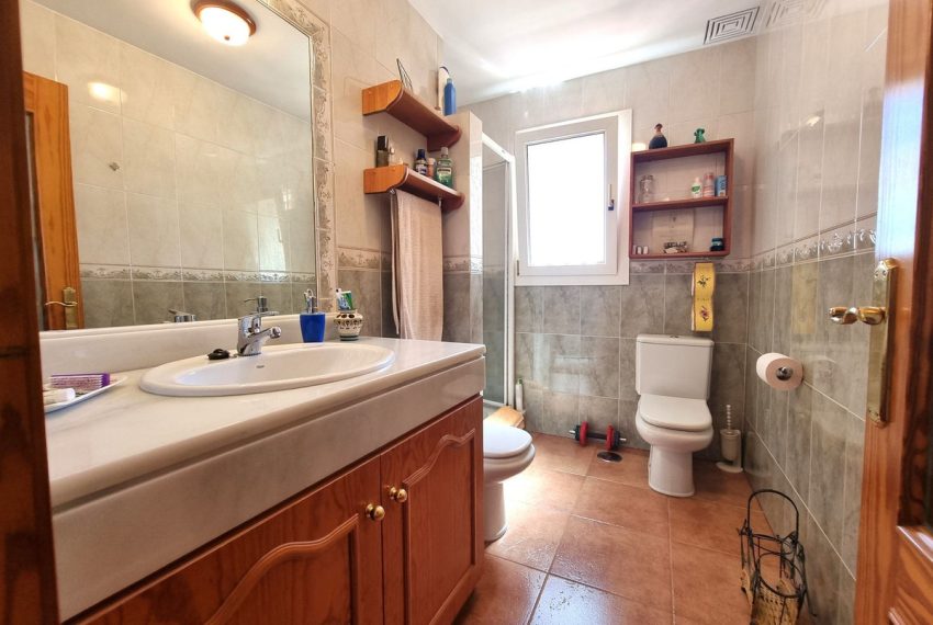R4808389-Townhouse-For-Sale-San-Pedro-de-Alcantara-Terraced-4-Beds-178-Built-4