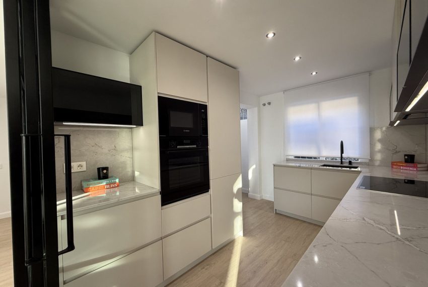 R4808644-Apartment-For-Sale-La-Quinta-Ground-Floor-3-Beds-123-Built-10