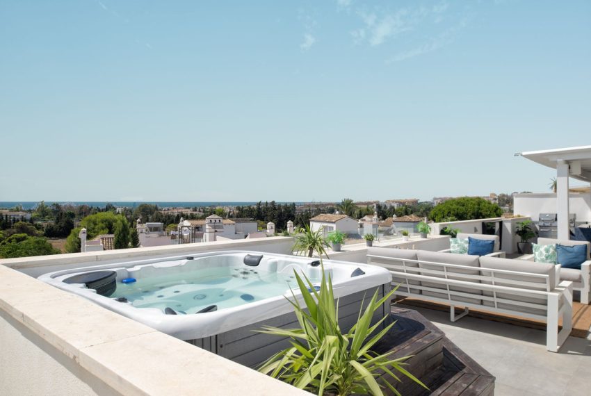 R4818865-Apartment-For-Sale-Nueva-Andalucia-Penthouse-3-Beds-173-Built-15