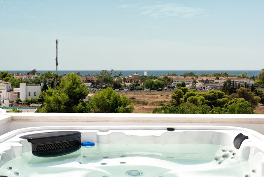 R4818865-Apartment-For-Sale-Nueva-Andalucia-Penthouse-3-Beds-173-Built-16
