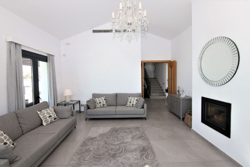 R4819957-Villa-For-Sale-Mijas-Detached-4-Beds-338-Built-4