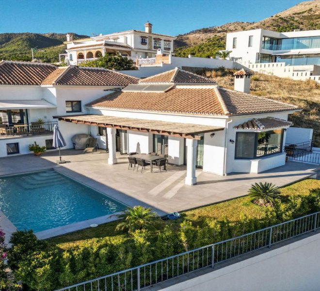 R4819957-Image 1-Detached - 4 Beds - 338 Built