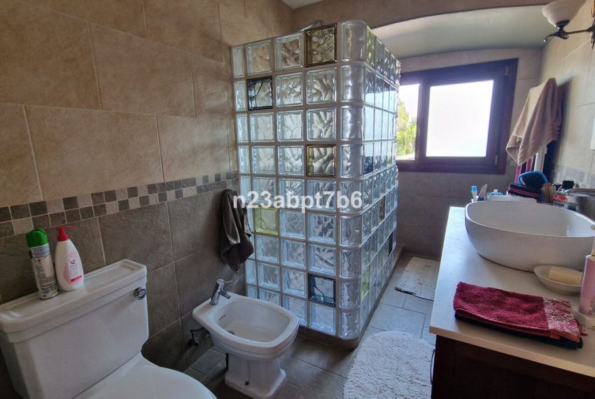 R4826956-Villa-For-Sale-Cortijo-Blanco-Detached-5-Beds-300-Built-17