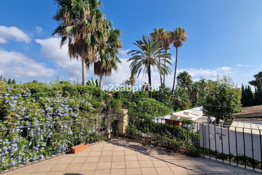 R4826956-Villa-For-Sale-Cortijo-Blanco-Detached-5-Beds-300-Built-18