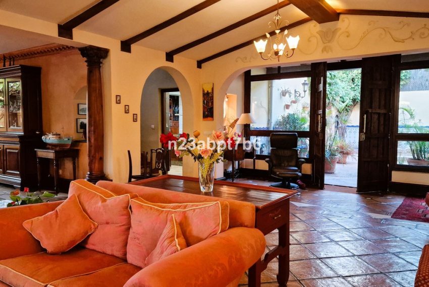 R4826956-Villa-For-Sale-Cortijo-Blanco-Detached-5-Beds-300-Built-3