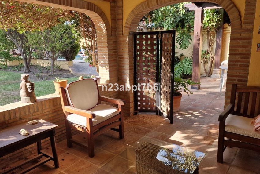R4826956-Villa-For-Sale-Cortijo-Blanco-Detached-5-Beds-300-Built-8