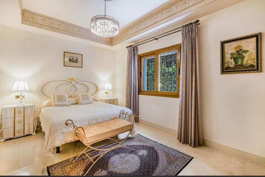 R4828543-Villa-For-Sale-Nagueles-Detached-4-Beds-471-Built-8