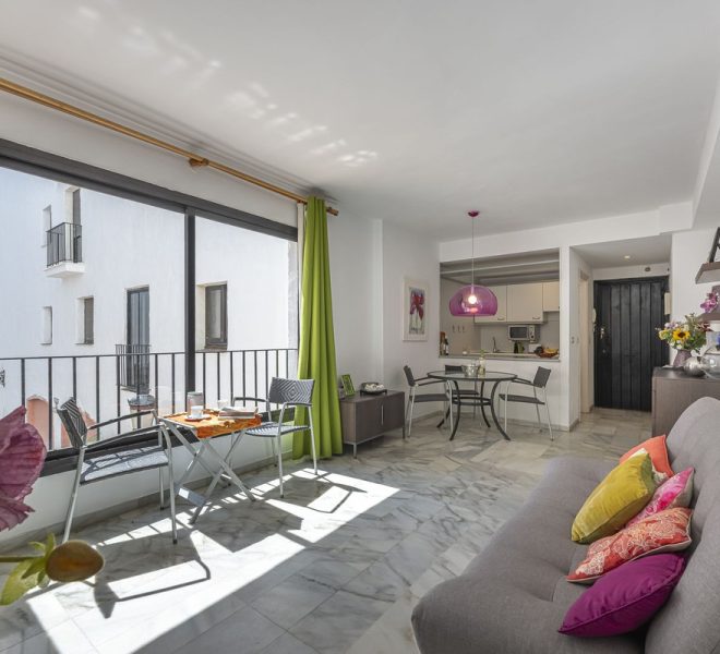 R4829146-Image 1-Middle Floor - 1 Beds - 55 Built