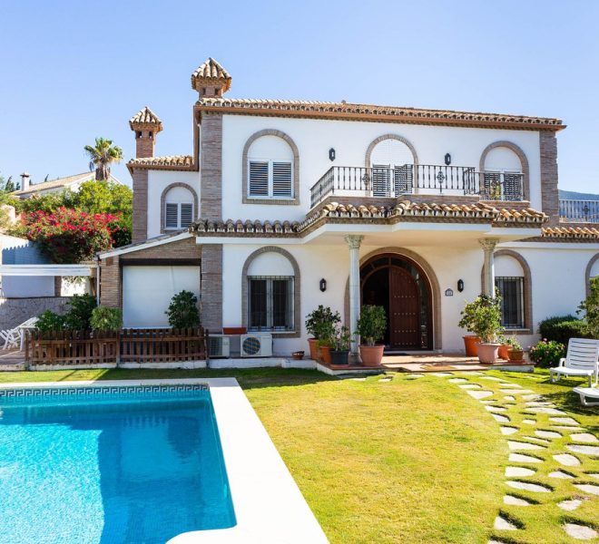R4830595-Image 1-Detached - 4 Beds - 483 Built