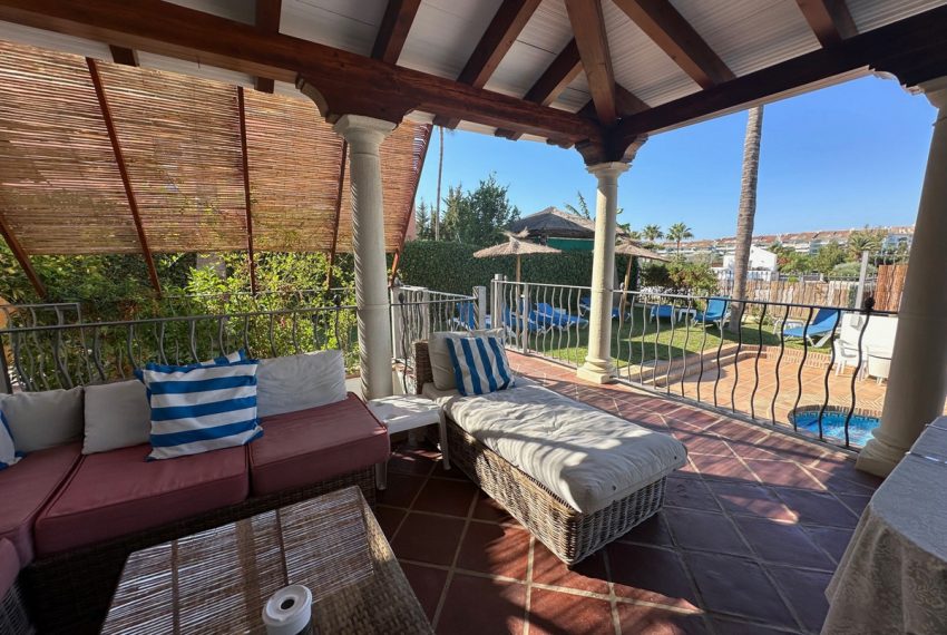 R4830925-Villa-For-Sale-San-Pedro-de-Alcantara-Detached-5-Beds-300-Built-4